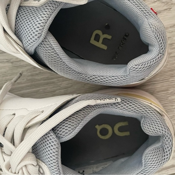 On Cloud Women’s Shoes The Roger Advantage . White/Rose. Size US6 - Picture 5 of 11